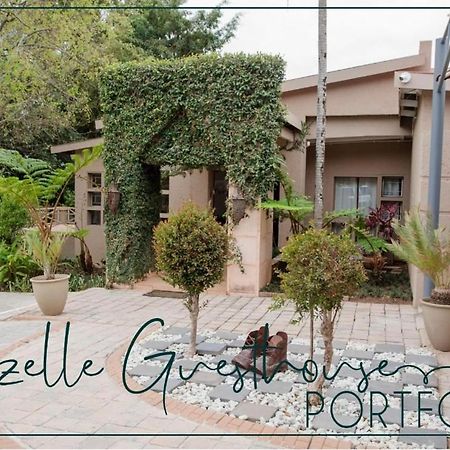 4 Gazelle Guesthouse Mbombela Exterior photo