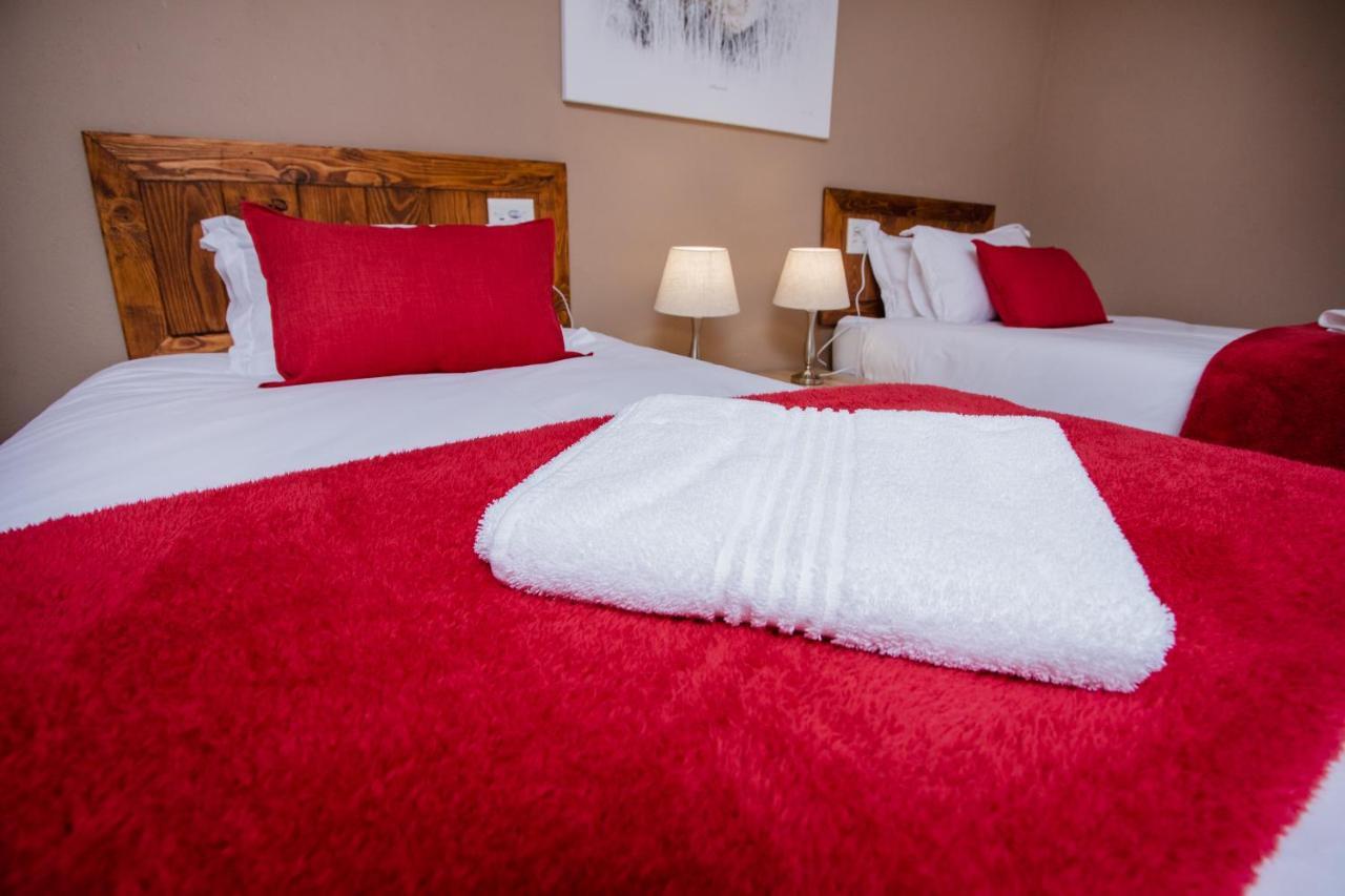 4 Gazelle Guesthouse Mbombela Exterior photo